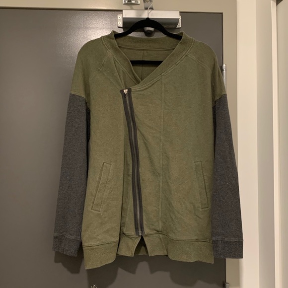 Vintage lululemon Asymmetrical Zip Up - Picture 6 of 8